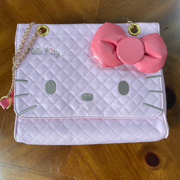🎀Quilted Hello Kitty Crossbody Purse🎀 - Picture 3 of 7